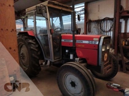 Tractor-Massey Ferguson