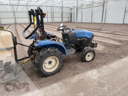 Tractor-New Holland