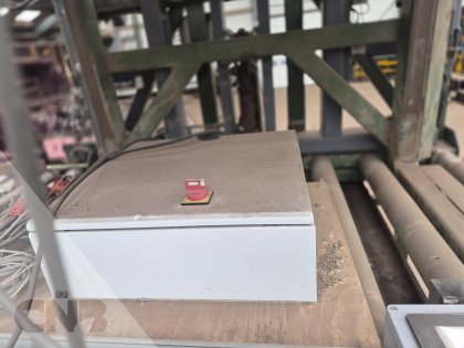 Doseerkantelaar met in- en uitvoer-Schouten