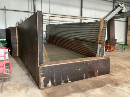 Grondbunker met transportbanden-Heto
