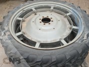 Foto van Tractorbanden 230/95 R44 - Alliance