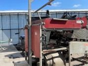 Foto van lift bosmachine oogster