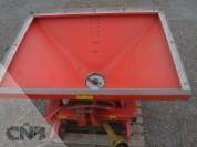 Foto van Kunstmeststrooier-Kuhn