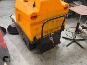 Foto van Zelfrijdende veegmachine-JCB